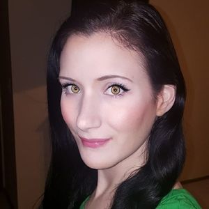 Meet your Posher, Denae